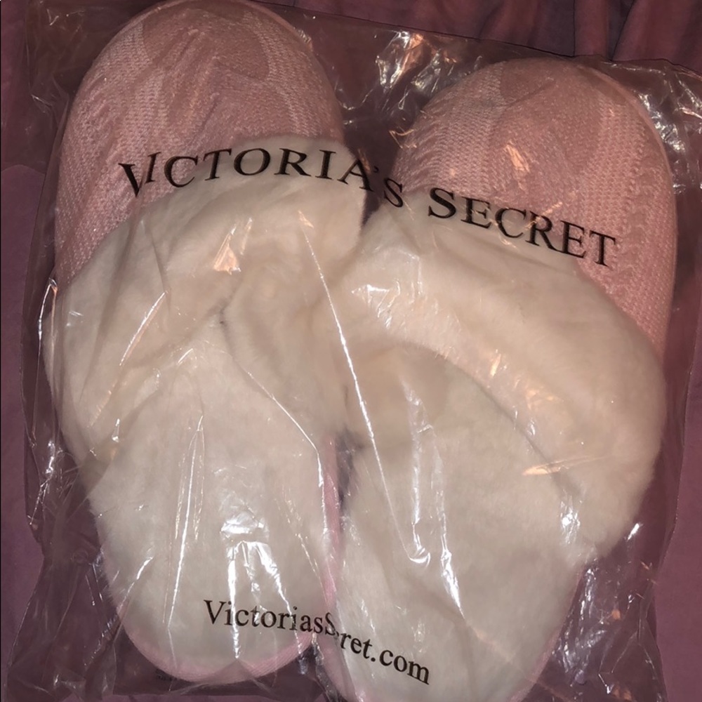 Victoria’s Secret pink & white slippers